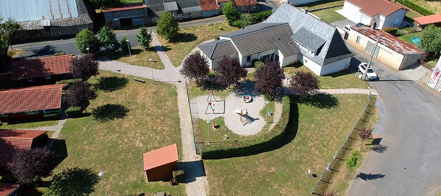 Mairie de Saint-Santin-Cantalès - Auberge  "Aux six rêves"
